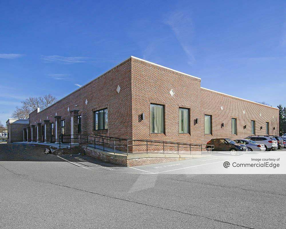 Knit Centre Park 535 Old Westminster Pike 535 Old Westminster Pike