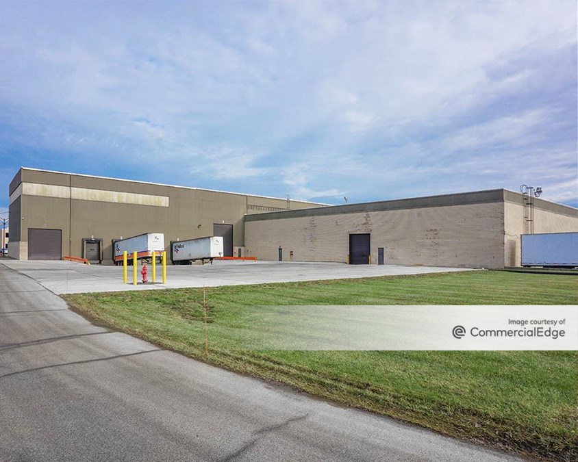 8200 Tyler Blvd, Mentor, OH | Industrial Space