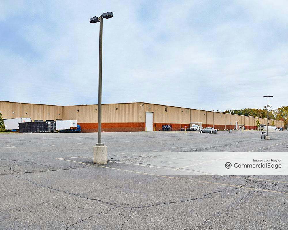 9755 Inkster Road, Taylor, MI Industrial Space