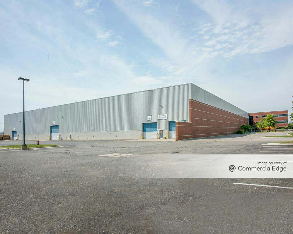 6600 Center Drive, Sterling Heights, MI Industrial Space