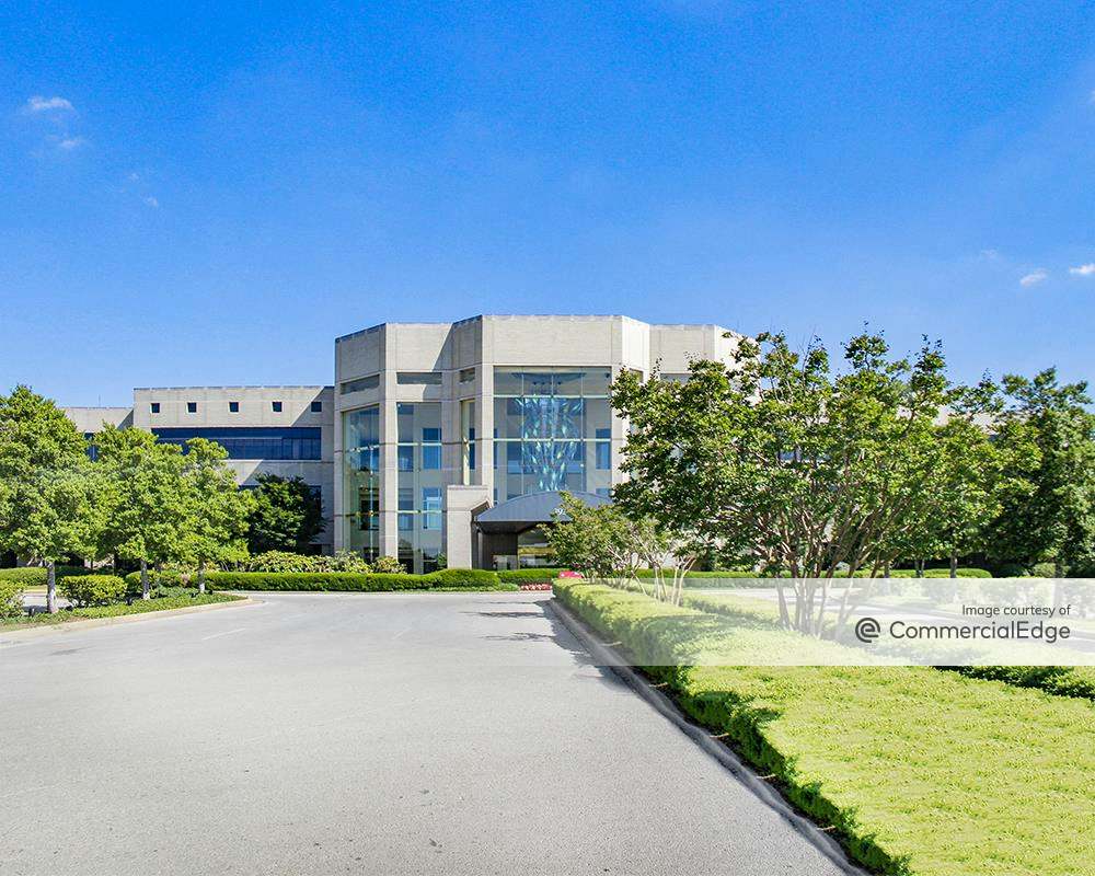 Medical Center Jewish East 3920 Dutchmans Lane, Louisville, KY Office Space