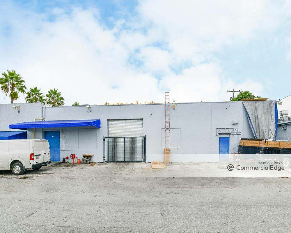 Laparkan Shipping Headquarters 3775 NW 77th Street, Miami, FL