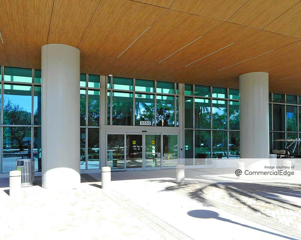 Lennar Foundation Medical Center 5555 Ponce de Leon Blvd, Coral