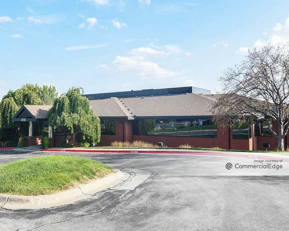 Miracle Hills Atrium Building 11819 Miracle Hills Drive, Omaha, NE