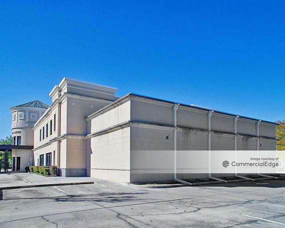 Osceola Cancer Center 737 West Oak Street, Kissimmee, FL