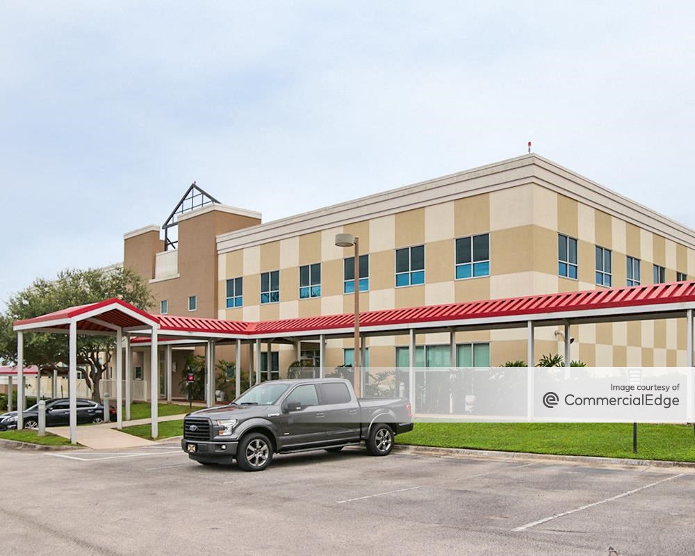 South Lake Medical Plaza I - 1920 Don Wickham Drive, Clermont, FL ...