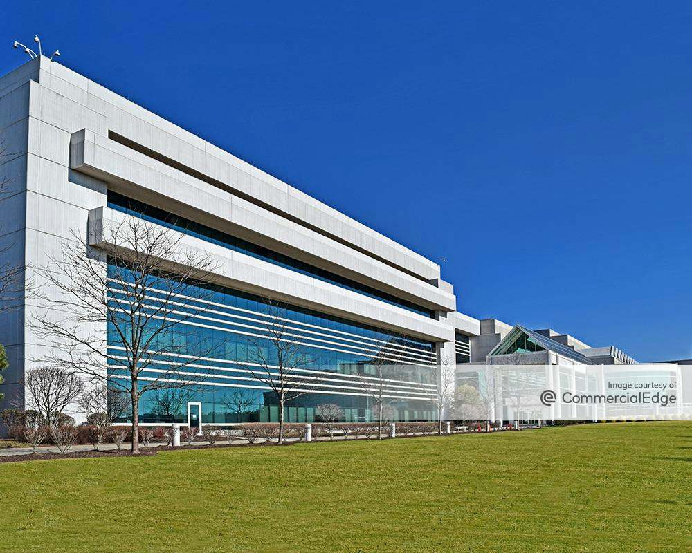 FedEx Ground Corporate Headquarters 1000 FedEx Drive Coraopolis PA FedEx Ground Corporate Headquarters 1000 FedEx Drive Coraopolis PA