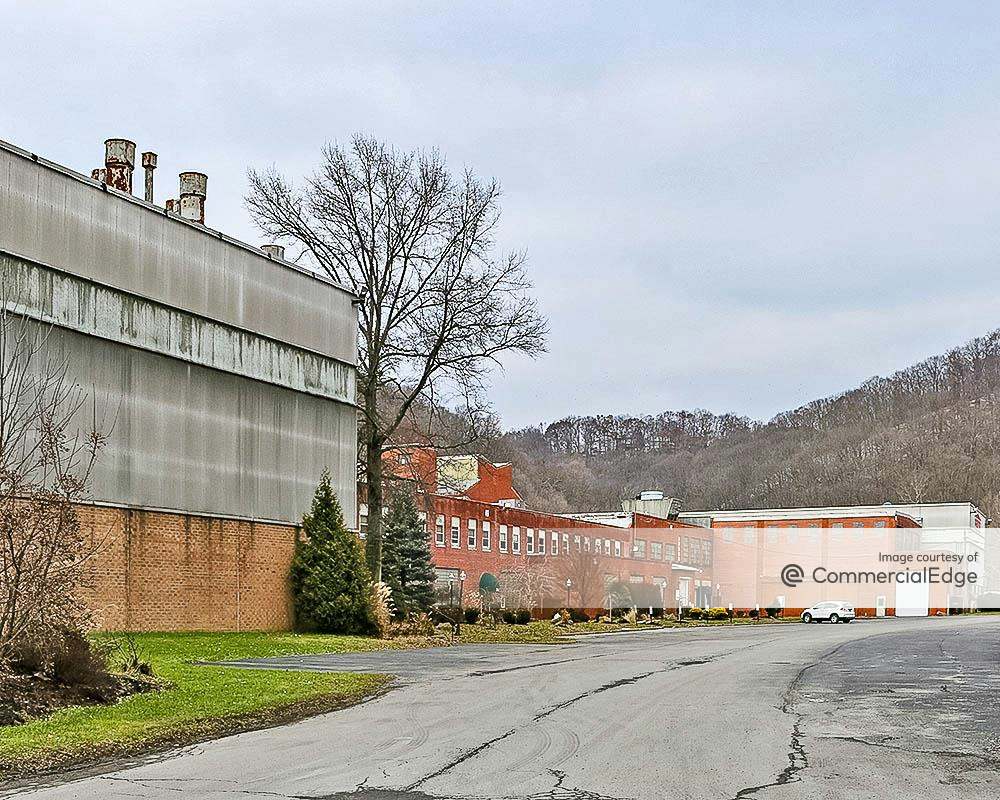 Trafford Commerce Center 1000 Commerce Circle, Trafford, PA