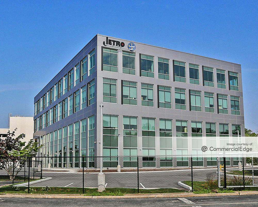 Jetro Restaurant Depot Headquarters 1710 Whitestone Expwy