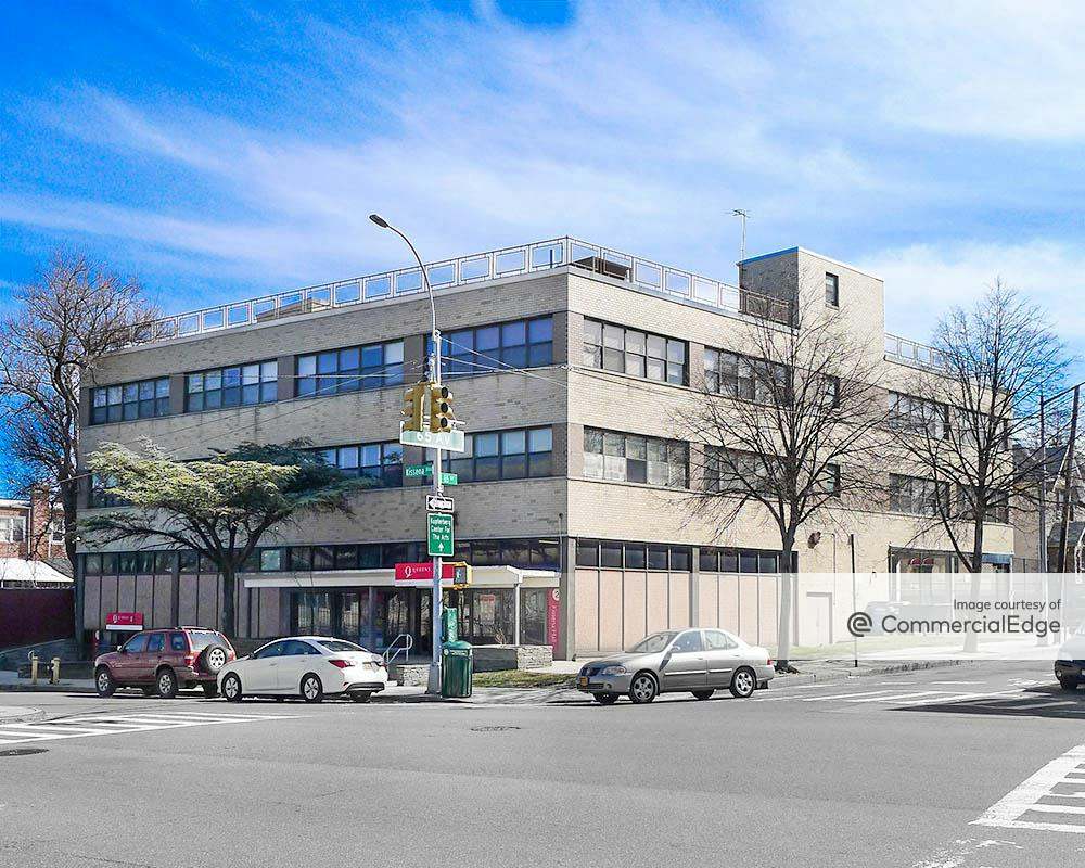 6419 Kissena Blvd, Flushing, NY Office Space