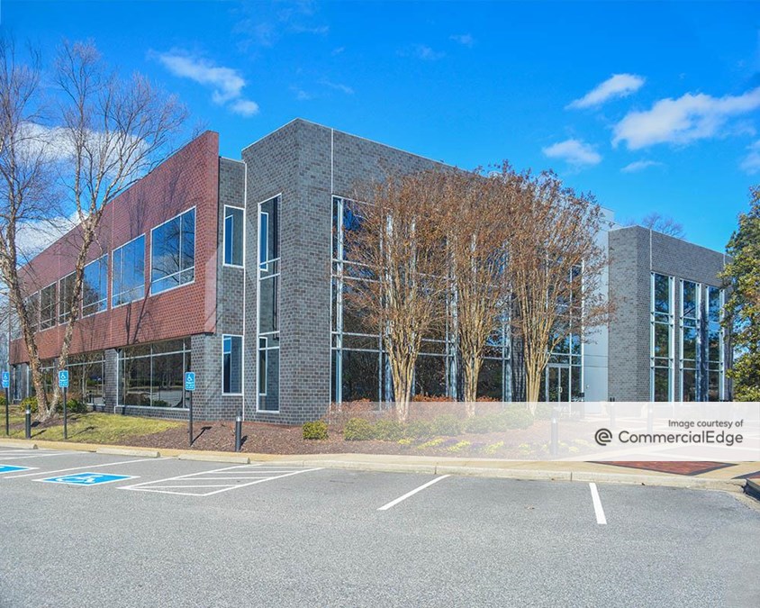 Innsbrook Corporate Center - Lakebrooke Pointe - 4805 Lake Brook Drive ...