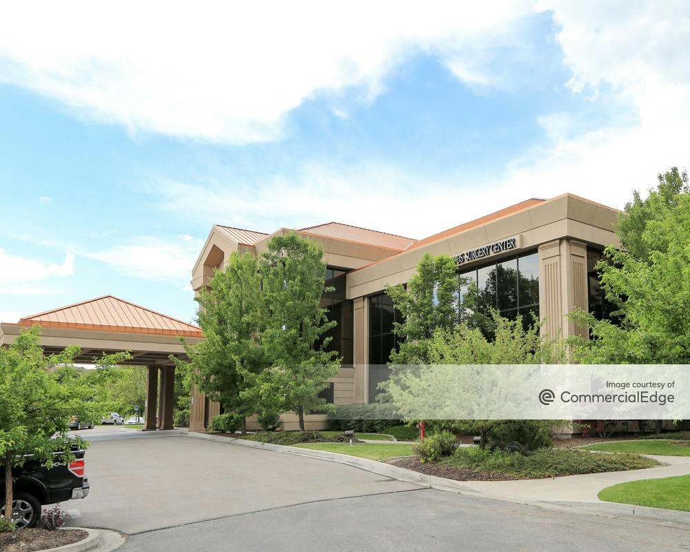 Riverwoods Medical Center &amp; Surgery Center 320 West