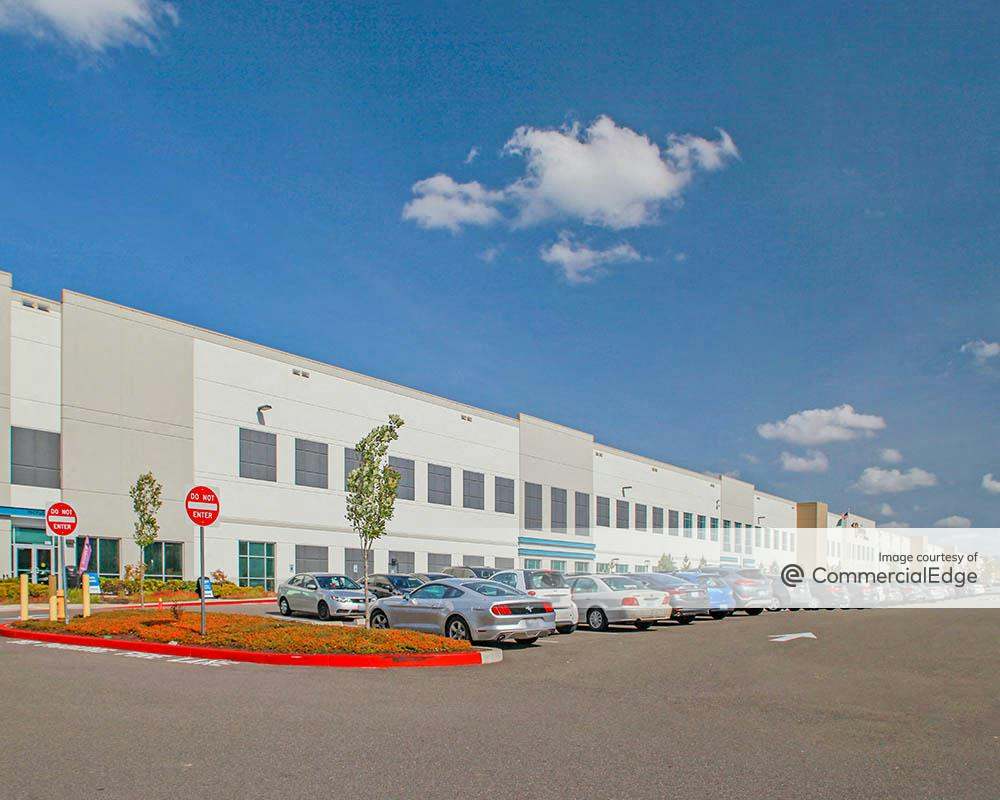 Stryker Business Center 21005 64th Avenue South 21005 64th Avenue