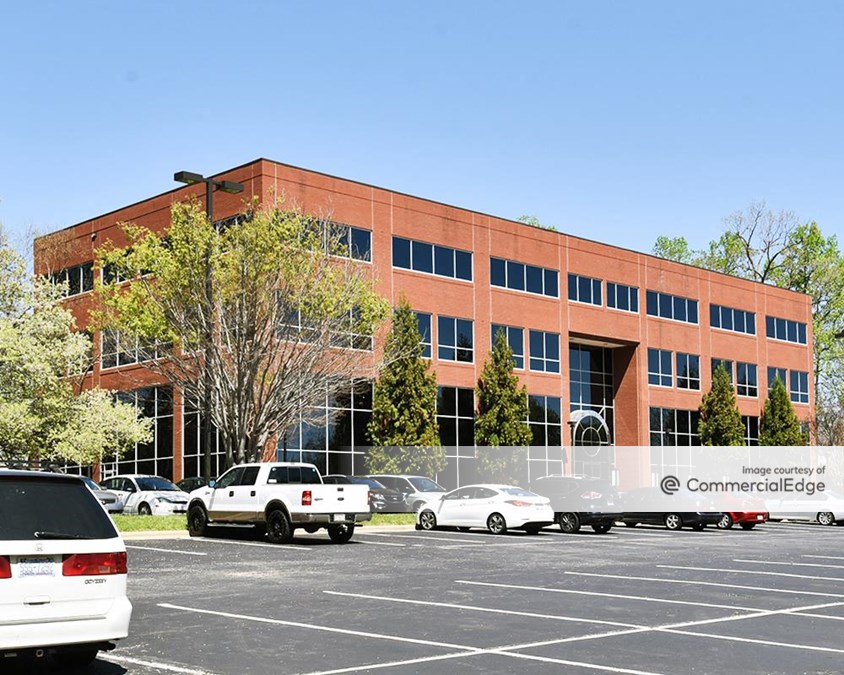 Mendenhall Business Park - One Piedmont Centre - 4000 Piedmont Pkwy 