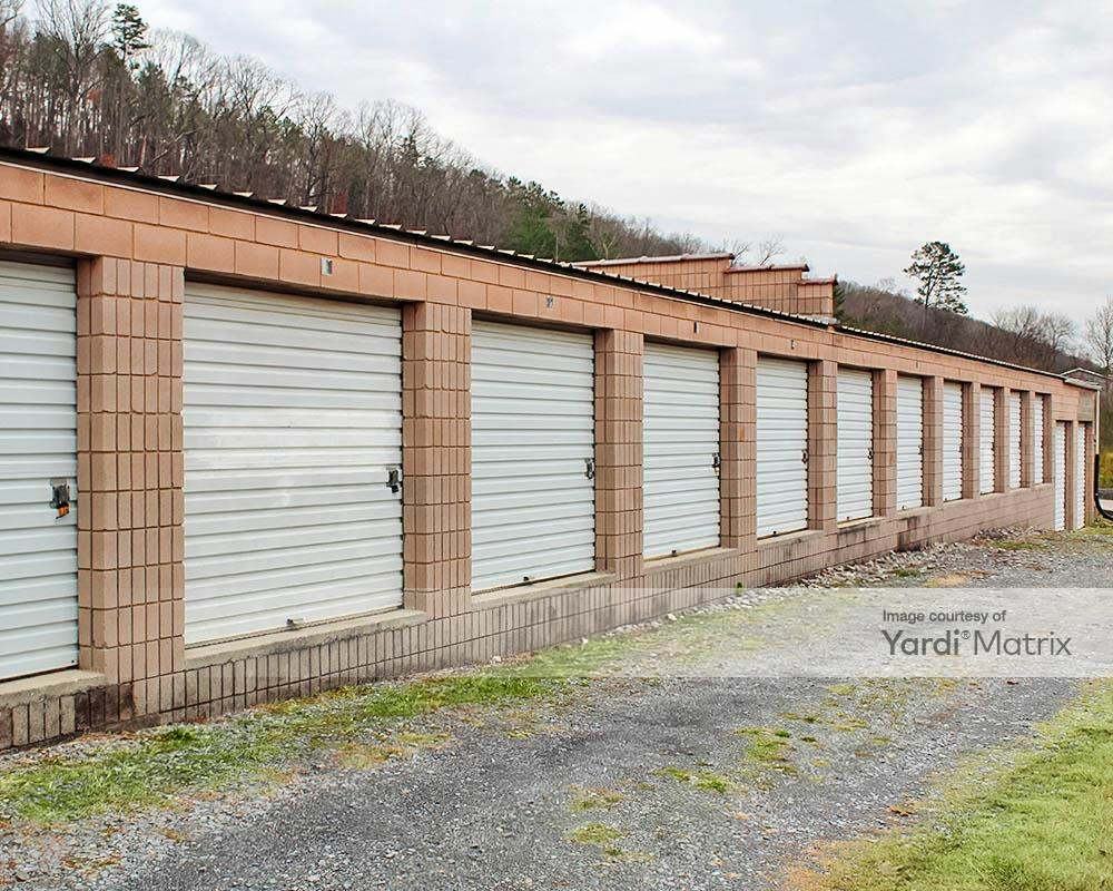 Mini Warehouses of North 848 Shugart Road, Dalton RENTCafé