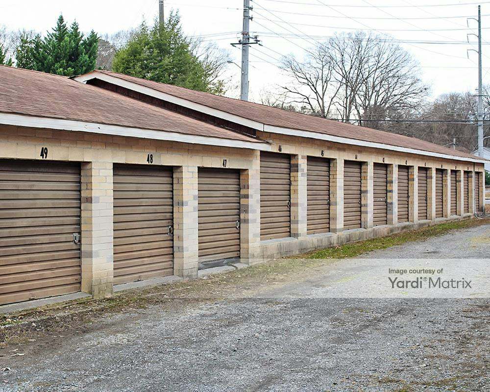 Mini Warehouses of North 1006 Trammell Street, Dalton RENTCafé