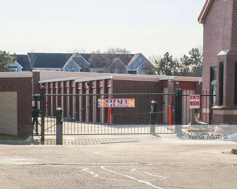 Public Storage 36001 Warren Road, Westland RentCafe