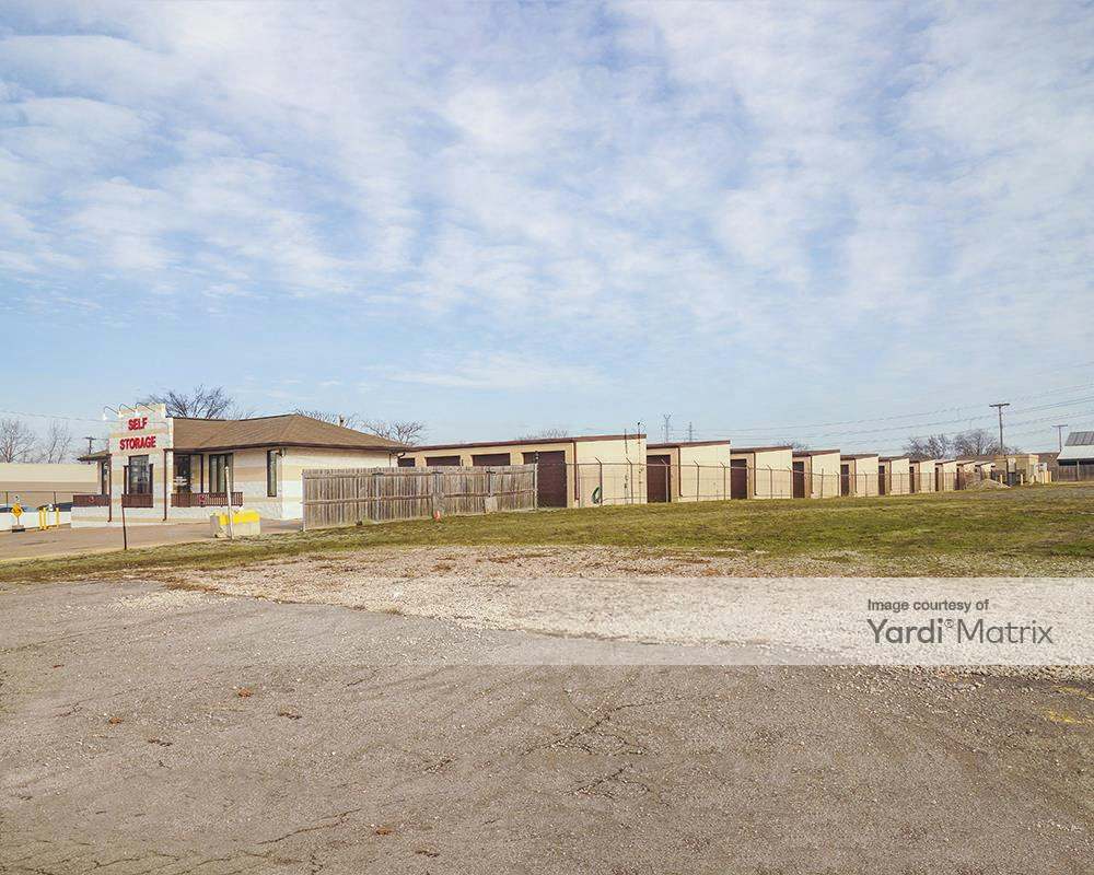 U Stow N Lock Self Storage 2447 Fort Street, Trenton RENTCafé