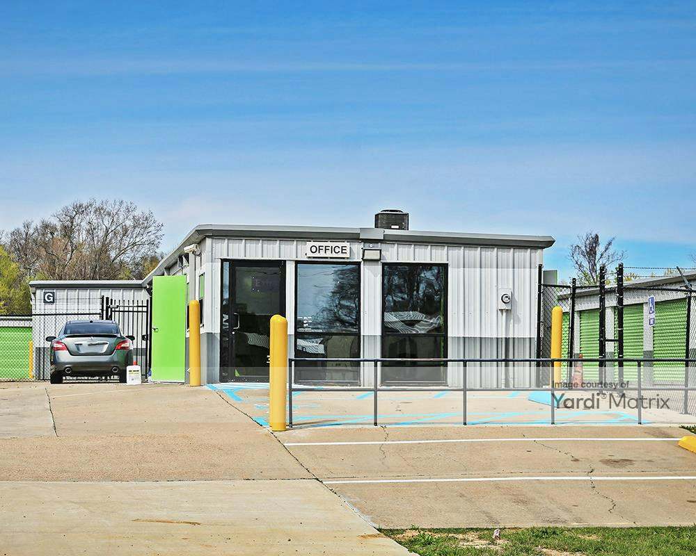 Extra Space Storage 122 Yandell Road, Canton RentCafe