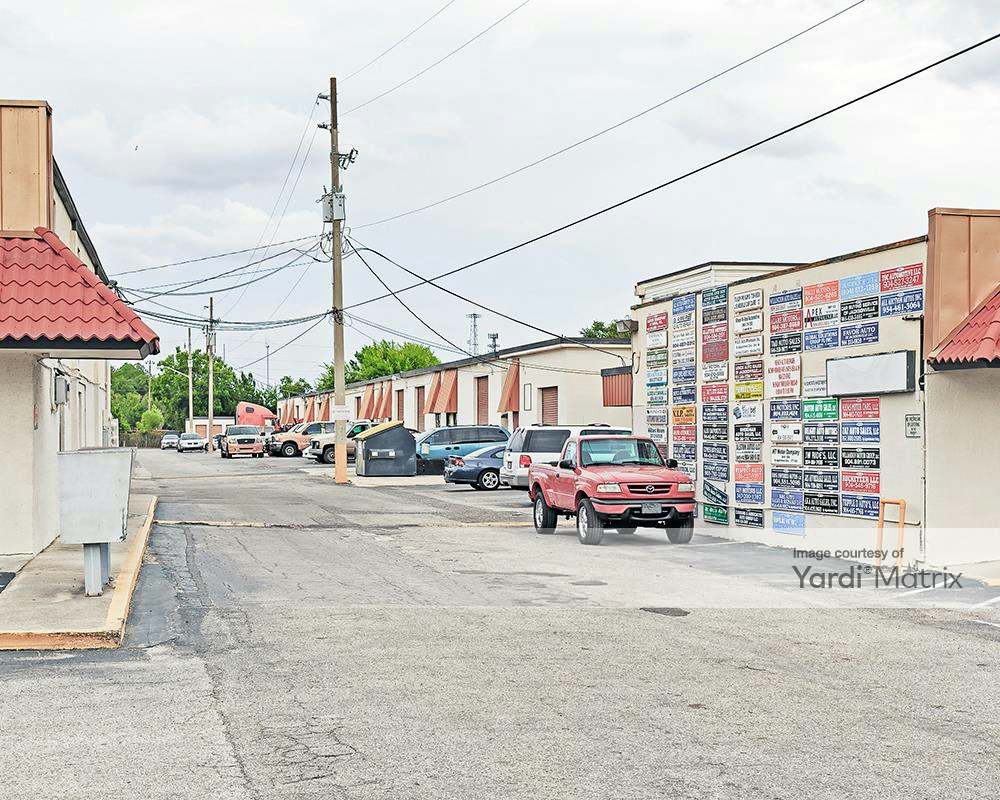 Storage Zone 6299 Powers Avenue, Jacksonville RentCafe