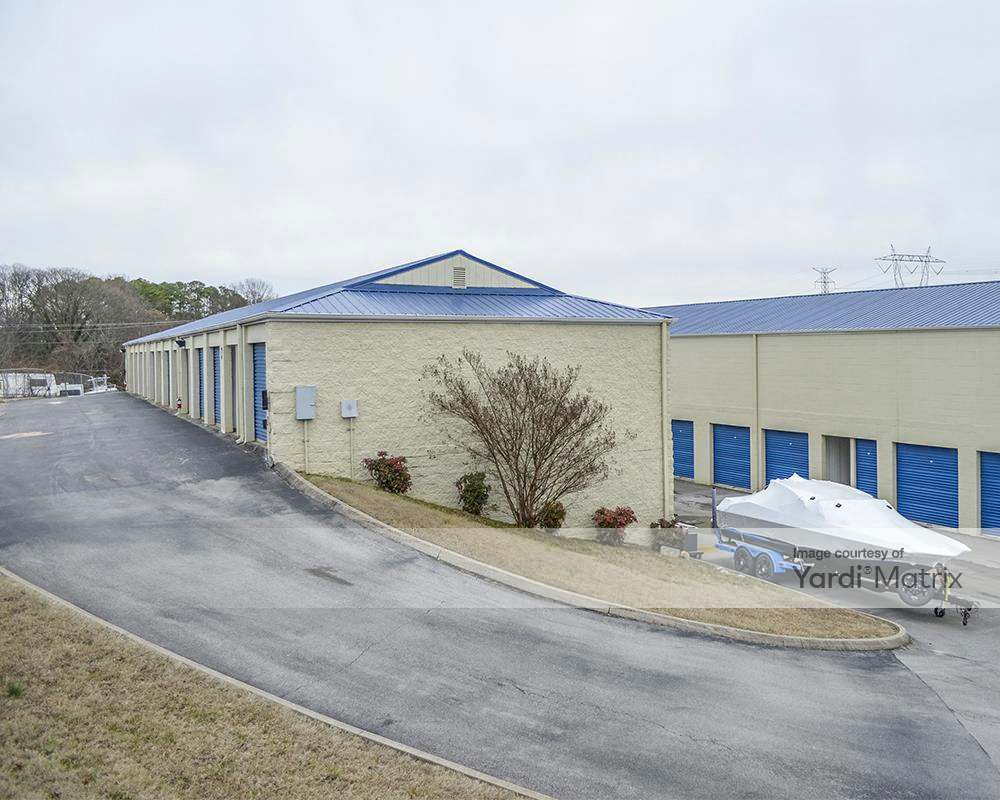 American Secure Storage 1040 North Cedar Bluff Road, Knoxville RENTCafé