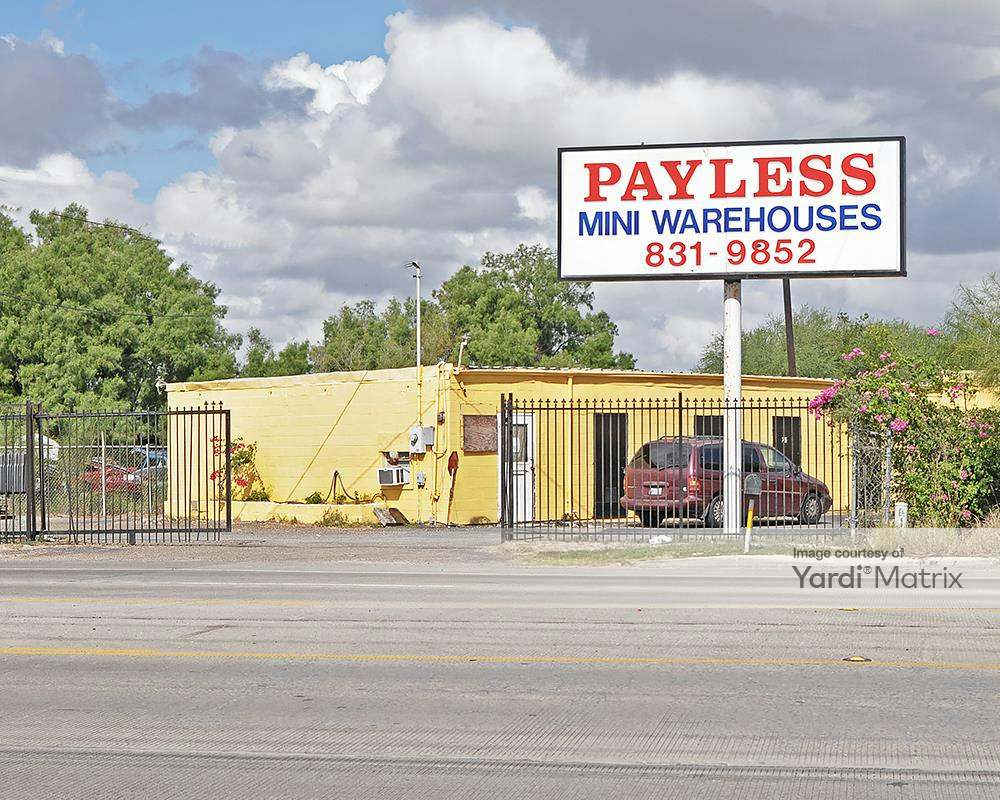 Payless Mini Warehouses in TX 6935 Padre Island Hwy, Brownsville