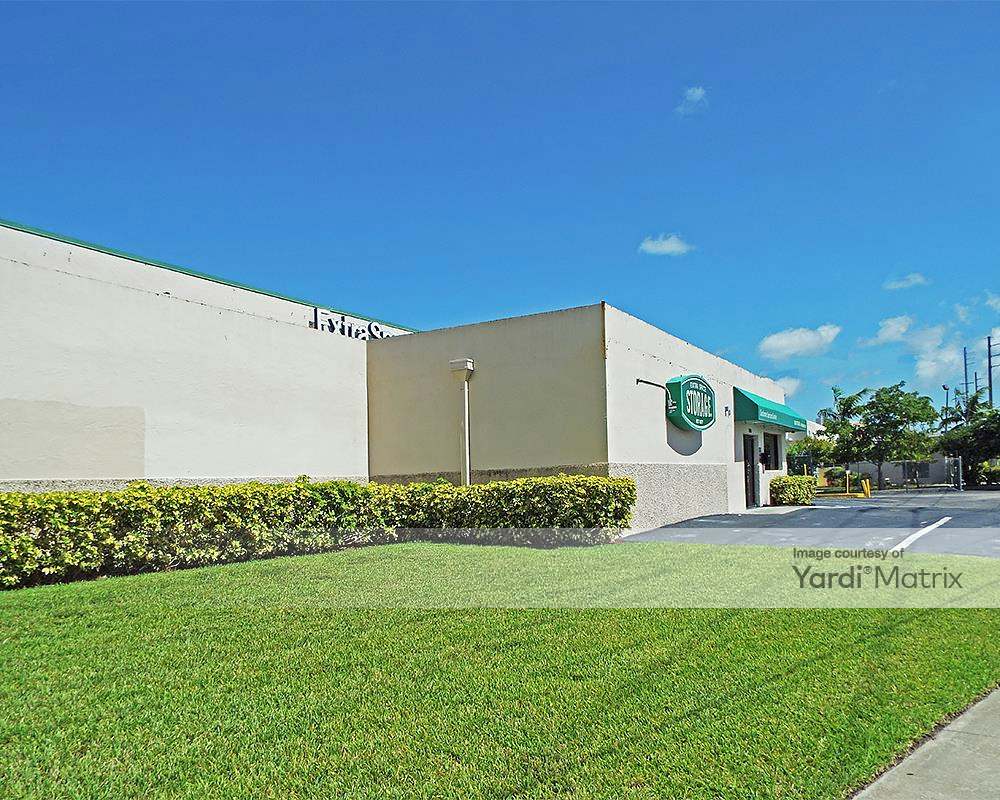 Extra Space Storage 17531 NW 2nd Avenue, Miami RENTCafé
