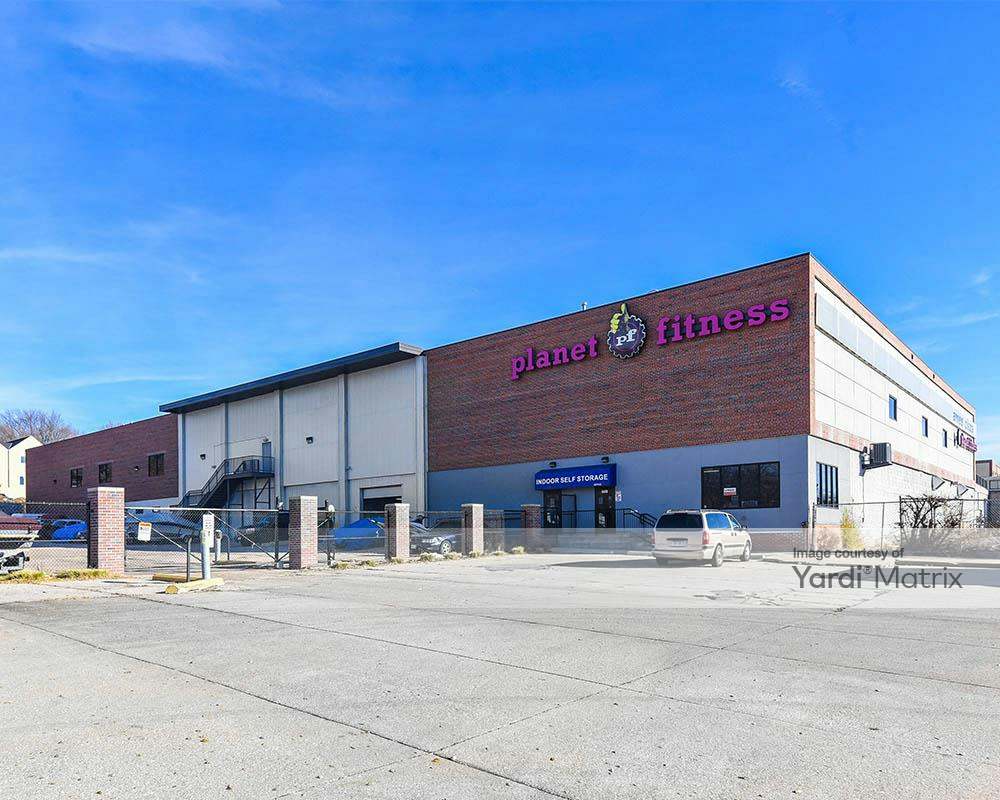 Armor Storage 5804 Ames Avenue, Omaha RentCafe