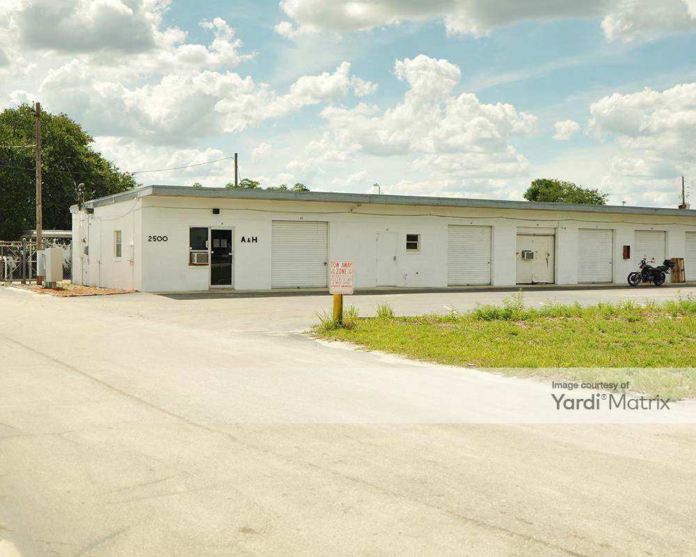 A & H Mini Storage 2500 North Forsyth Road, Orlando RentCafe