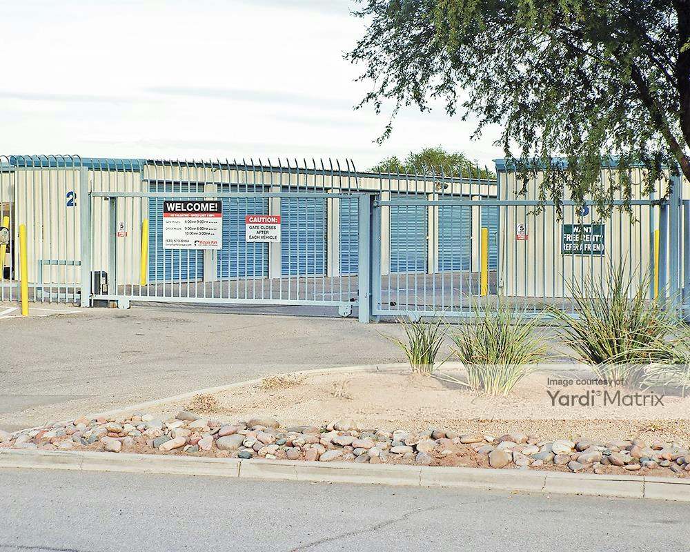 Midvale Park Self Storage & RV 6565 South Headley Road, Tucson RENTCafé